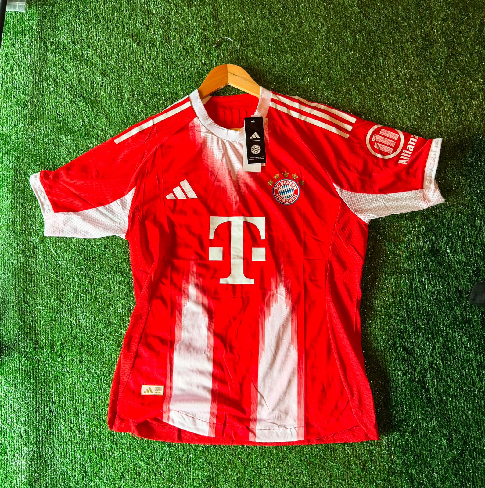 Camiseta Bayern Múnich · roja y blanca · Telekom