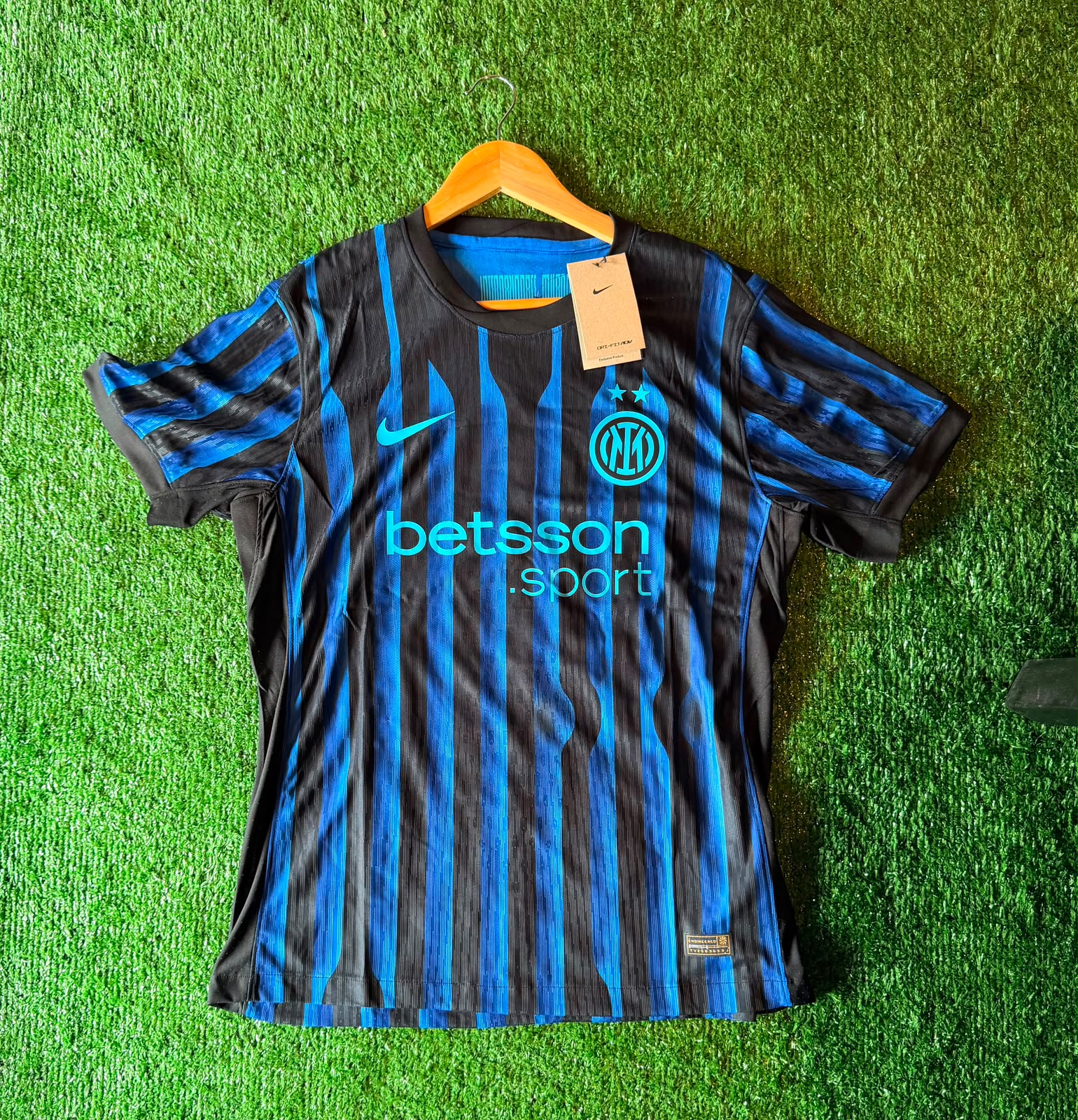 Camiseta Inter de Milán · negra y azul · Betsson Sport