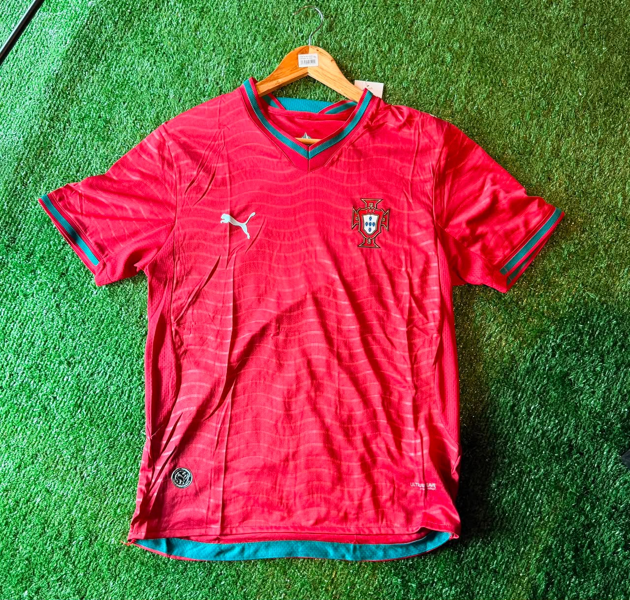 Camiseta Portugal 2026 · titular roja